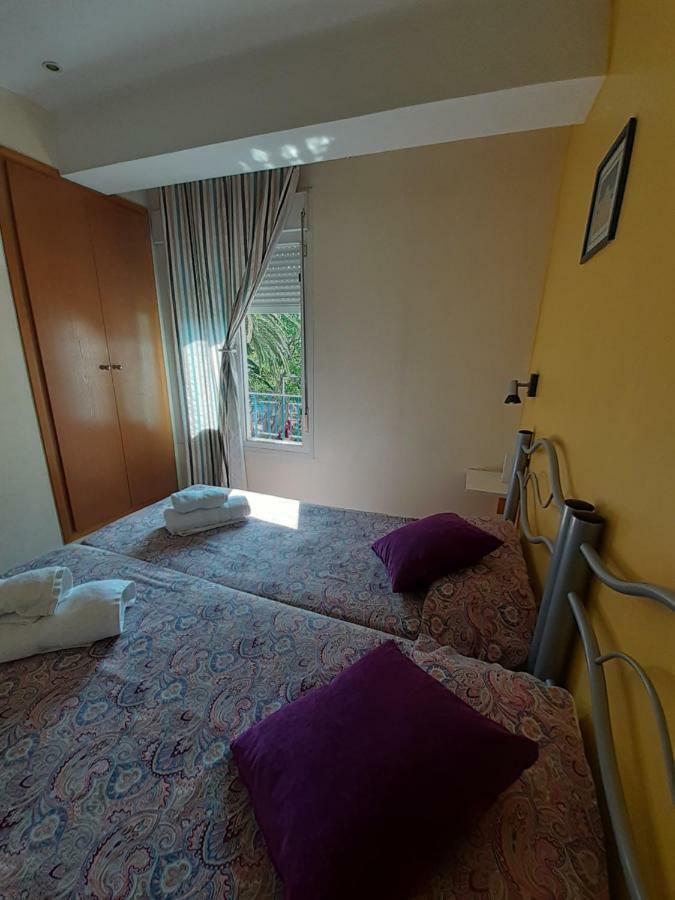 Hostal Puig Rom Roses Eksteriør bilde